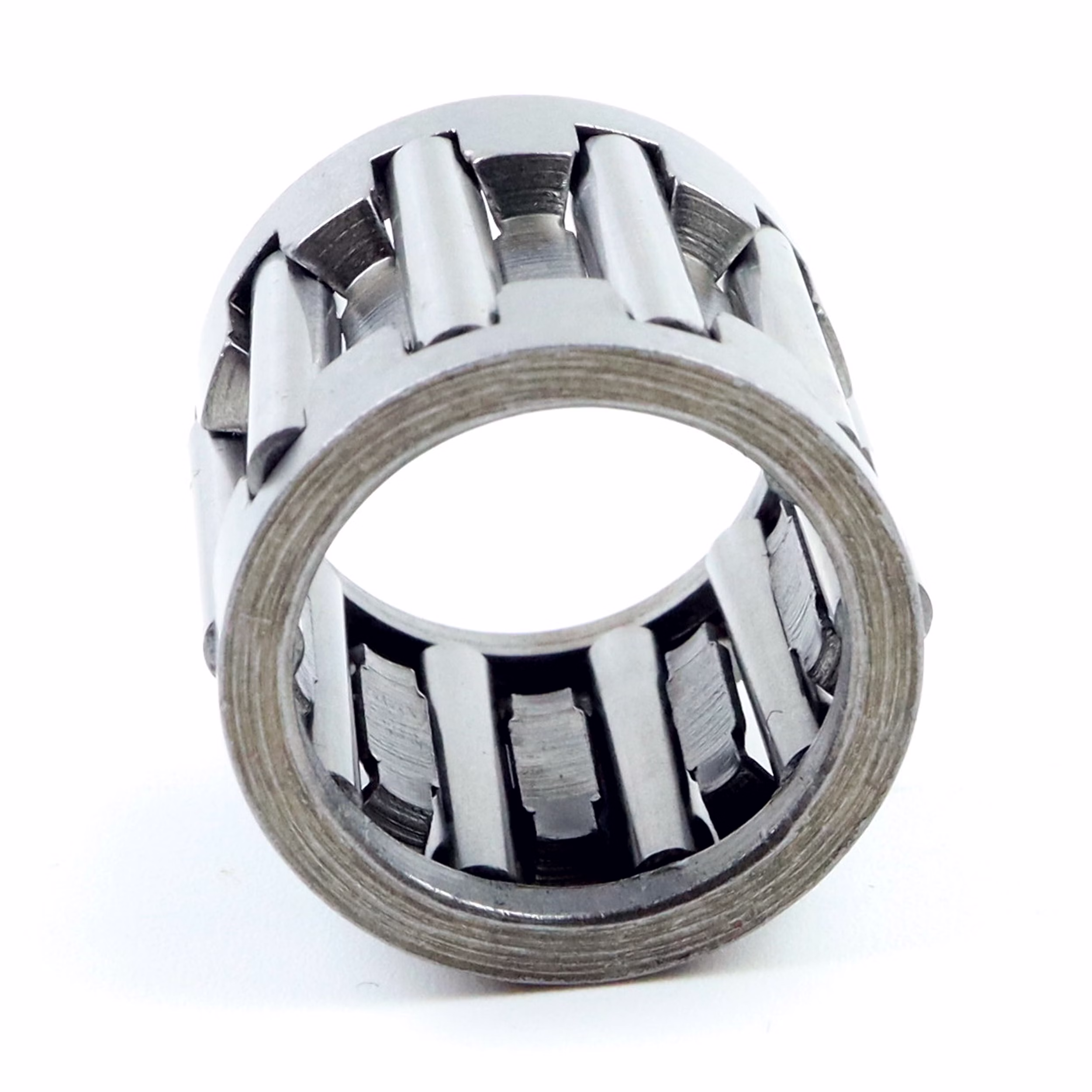 Recambio compatible con Ducati 70140141A 70140151A Conjunto de agujas y jaula rodamiento de agujas 15X21X21mm PPE08847 Recambio compatible con Ducati 70140141A 70140151A Conjunto de agujas y jaula rodamiento de agujas 15X21X21mm Descubre nuestra amplia gama de recambios para tus máquinas favoritas. Desde recambios para motos hasta kits de rodamientos de rueda, encontrarás