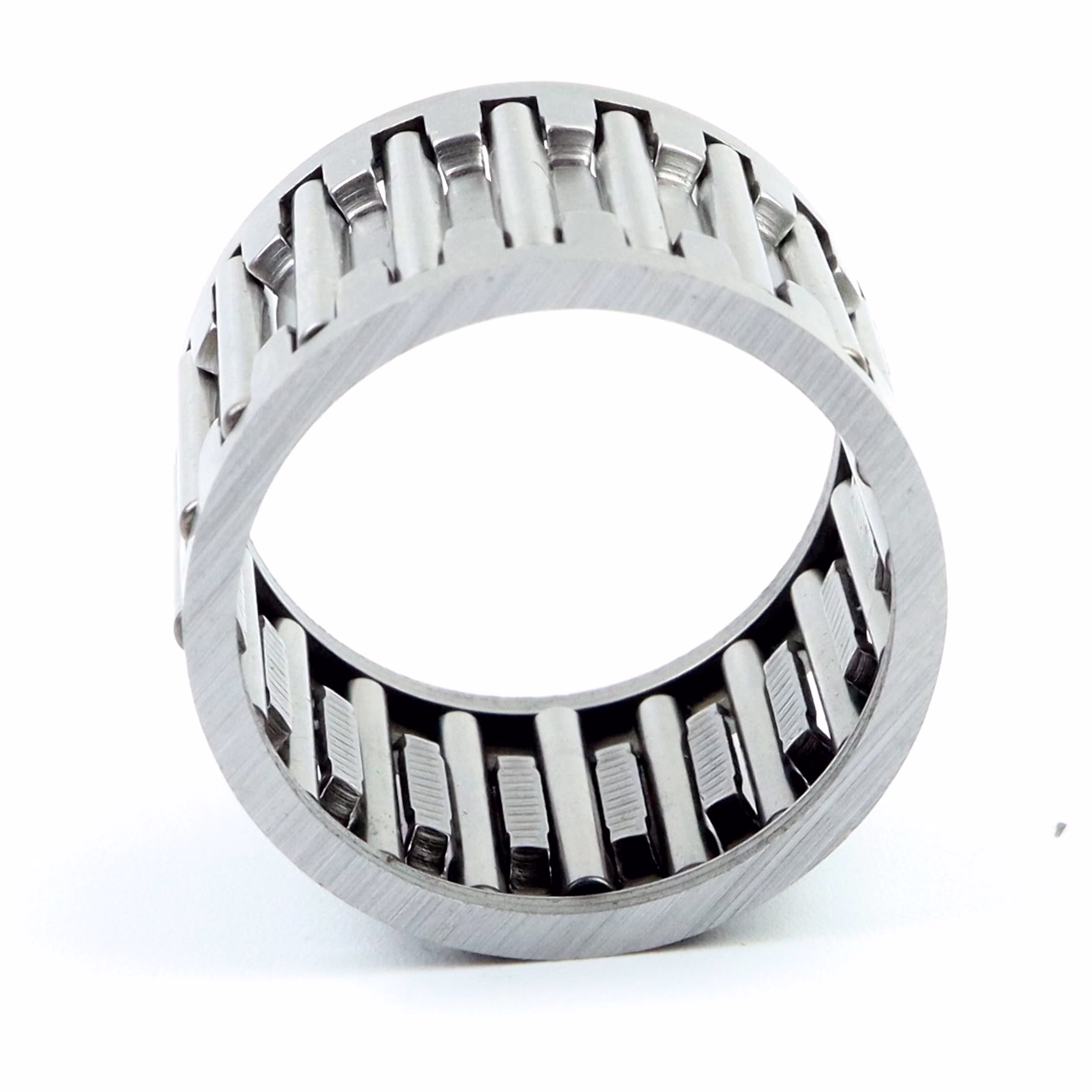 Recambio compatible con Kawasaki 92046-1105 Conjunto de agujas y jaula rodamiento de agujas 21x25x17mm PPE08879 Recambio compatible con Kawasaki 92046-1105 Conjunto de agujas y jaula rodamiento de agujas 21x25x17mm Descubre nuestra amplia gama de recambios para tus máquinas favoritas. Desde recambios para motos hasta kits de rodamientos de rueda, encontrarás todo lo