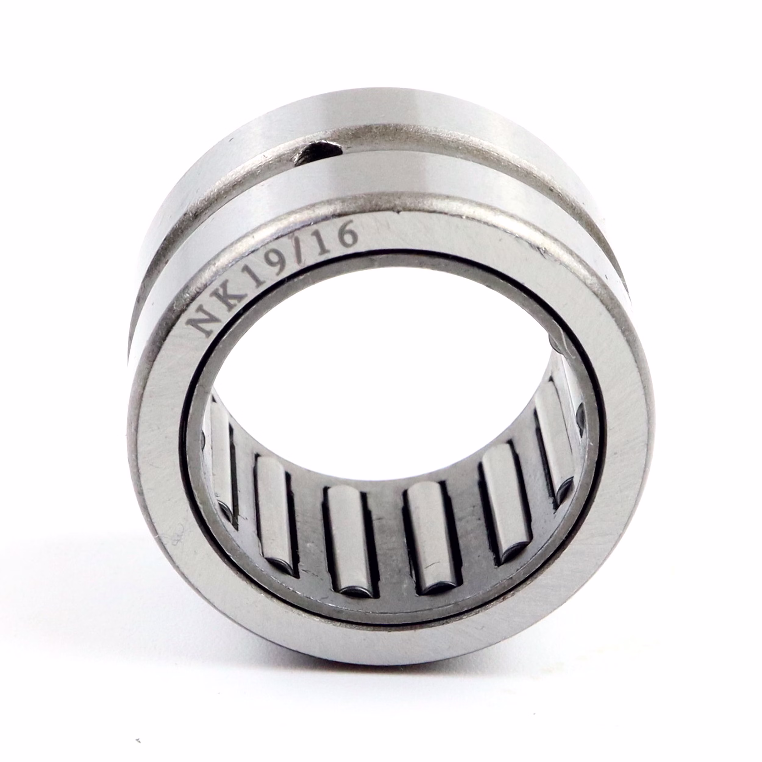 Recambio compatible con Masai SC-9331N-1927160 Manguito de aguja sin anillo interior 19x27x16mm PPE08908 Recambio compatible con Masai SC-9331N-1927160 Manguito de aguja sin anillo interior 19x27x16mm Descubre nuestra amplia gama de recambios para tus máquinas favoritas. Desde recambios para motos hasta kits de rodamientos de rueda, encontrarás todo lo que ne