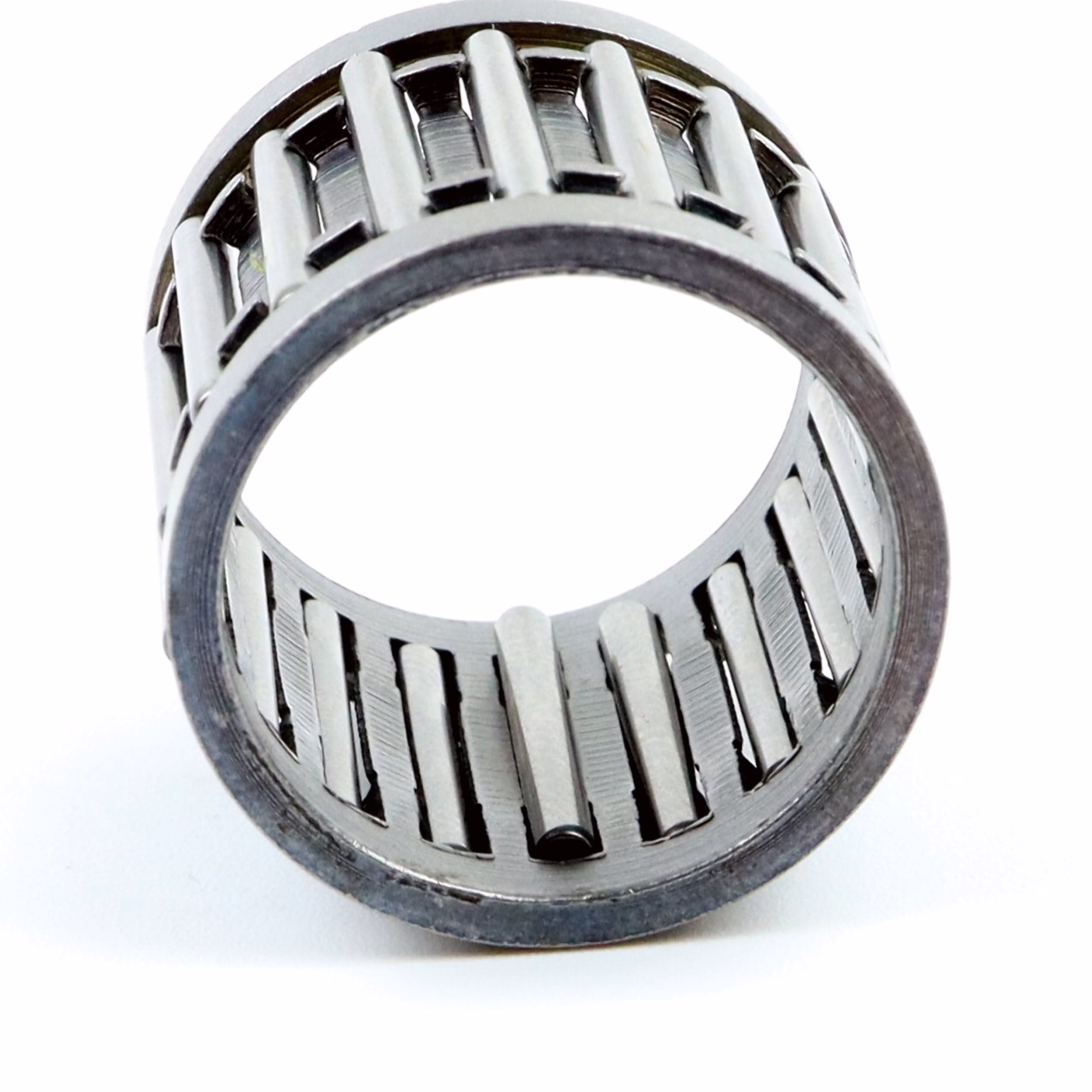 Recambio compatible con Yamaha 93310-320G0 Rodamiento de agujas y jaula 20x24x23mm PPE08973 Recambio compatible con Yamaha 93310-320G0 Rodamiento de agujas y jaula 20x24x23mm Descubre nuestra amplia gama de recambios para tus máquinas favoritas. Desde recambios para motos hasta kits de rodamientos de rueda, encontrarás todo lo que necesitas para