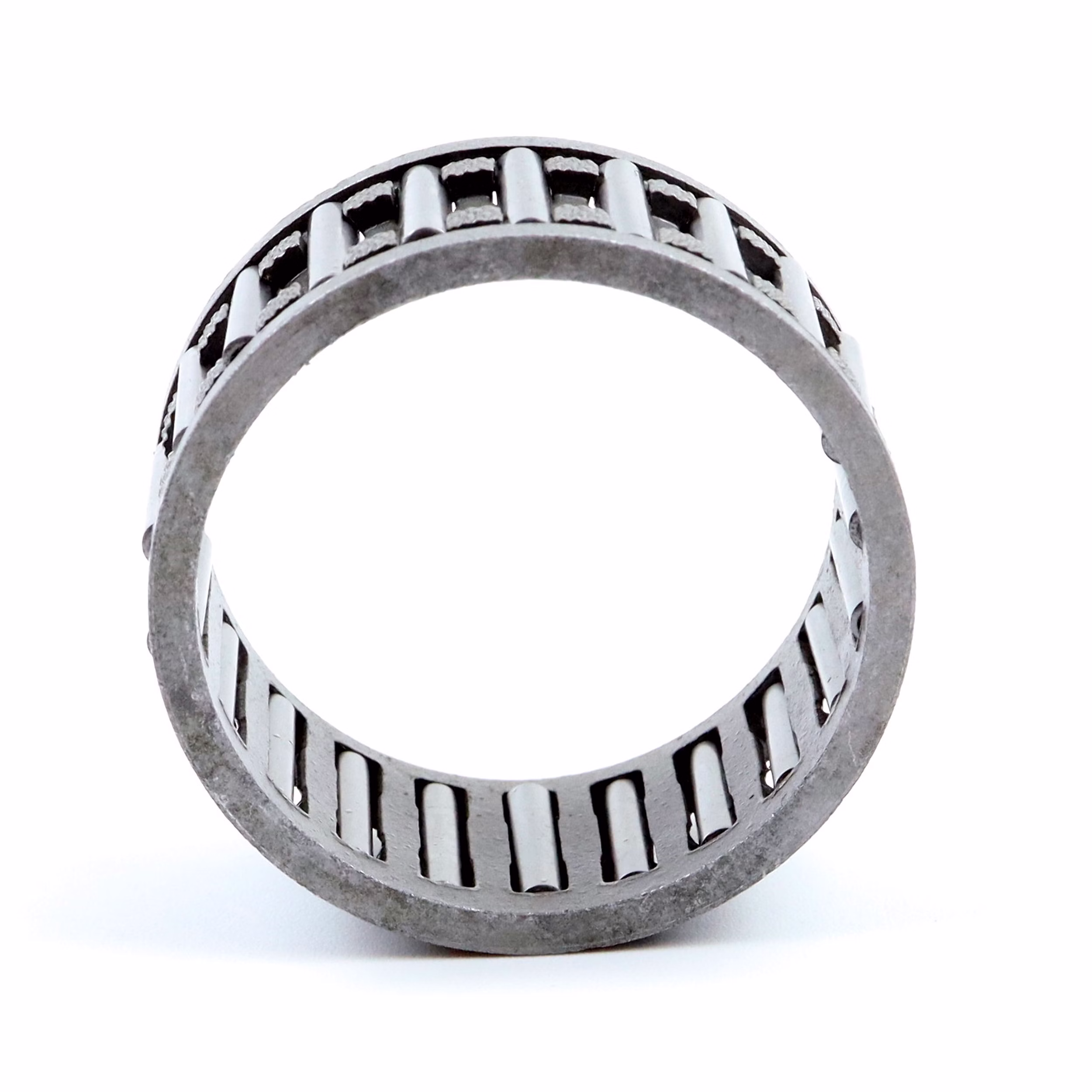 Recambio compatible con Aprilia 857290 Conjunto de agujas y jaula rodamiento de agujas 30x35x17mm PPE09027 Recambio compatible con Aprilia 857290 Conjunto de agujas y jaula rodamiento de agujas 30x35x17mm Descubre nuestra amplia gama de recambios para tus máquinas favoritas. Desde recambios para motos hasta kits de rodamientos de rueda, encontrarás todo lo que