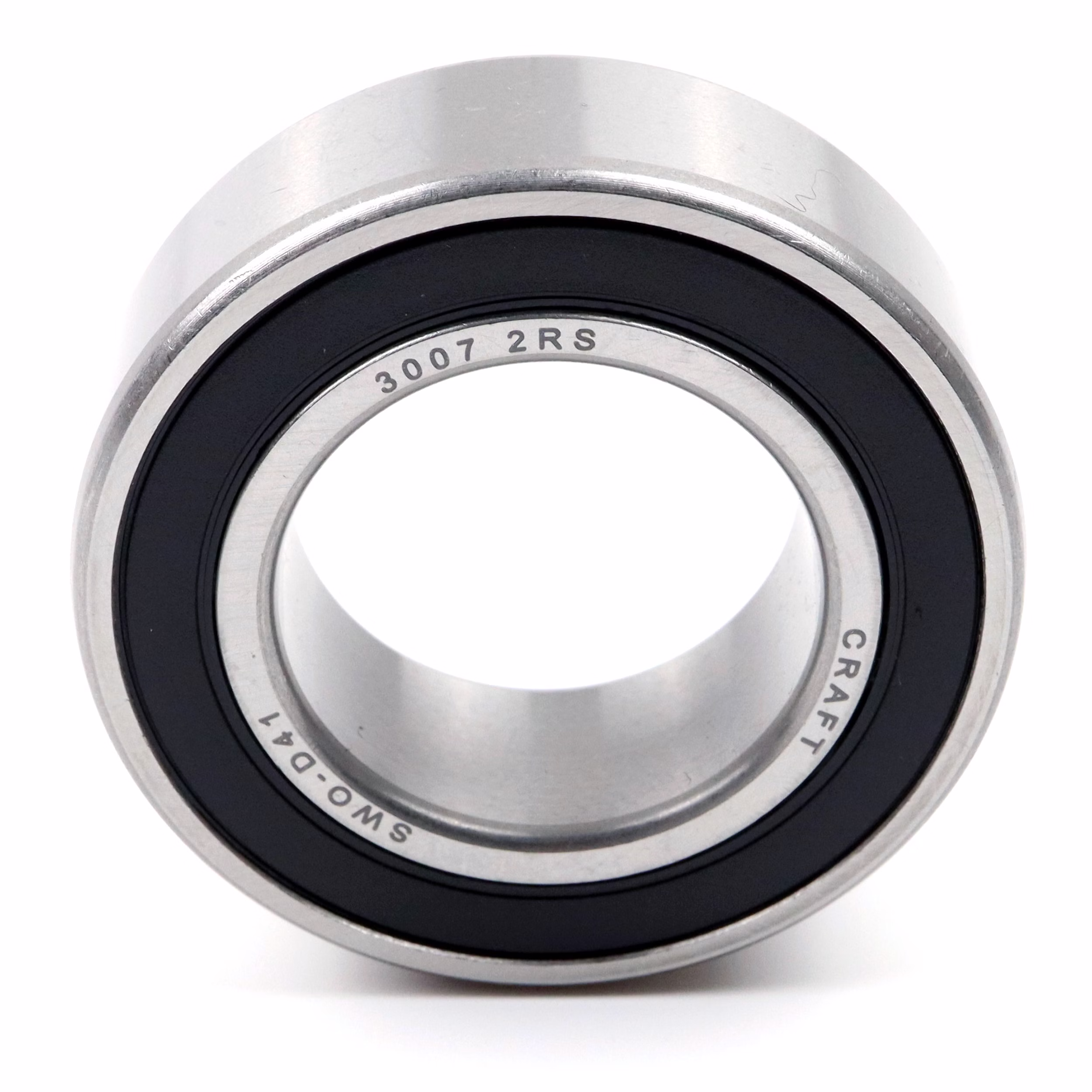 PP100078 Scoprite il cuscinetto a sfere a contatto obliquo 3205 2RS di Parts and Parts, un cuscinetto a doppia fila ad alte prestazioni progettato per garantire una rotazione fluida e la massima durata. Ideale per macchine CNC, motori elettrici, pompe dell'acqua e