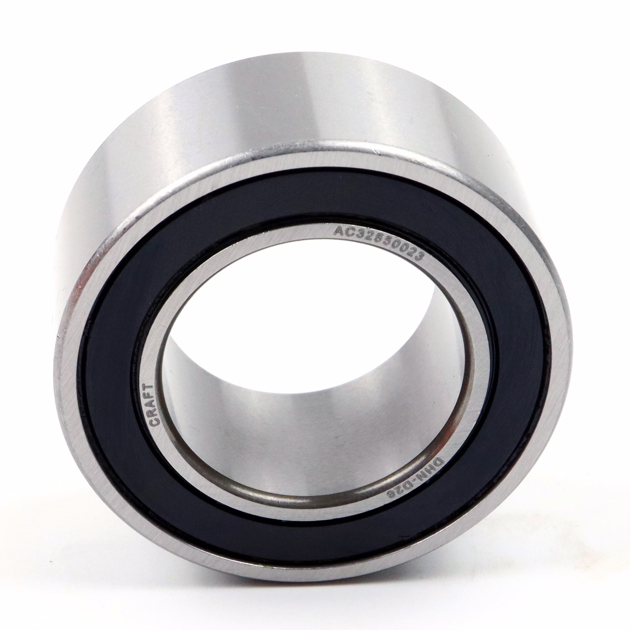 PP100095 Scoprite il cuscinetto a sfere a contatto obliquo 3205 2RS di Parts and Parts, un cuscinetto a doppia fila ad alte prestazioni progettato per garantire una rotazione fluida e la massima durata. Ideale per macchine CNC, motori elettrici, pompe dell'acqua e
