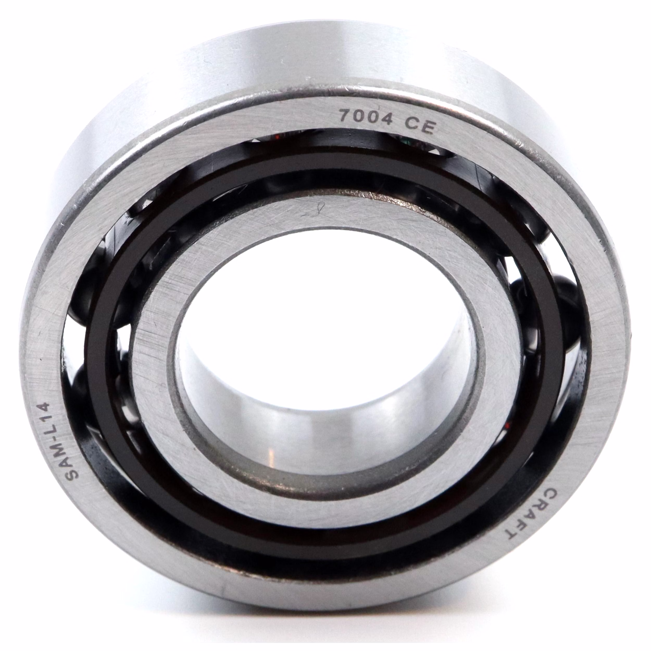 Cuscinetto a sfere a contatto obliquo 7004 CE 20x42x12mm, DIN 628, a due corone, a basso attrito, sigillato per carichi radiali e assiali, ideale per applicazioni industriali e automotive PP100156 Scoprite il cuscinetto a sfere a contatto obliquo 3205 2RS di Parts and Parts, un cuscinetto a doppia fila ad alte prestazioni progettato per garantire una rotazione fluida e la massima durata. Ideale per macchine CNC, motori elettrici, pompe dell'acqua e