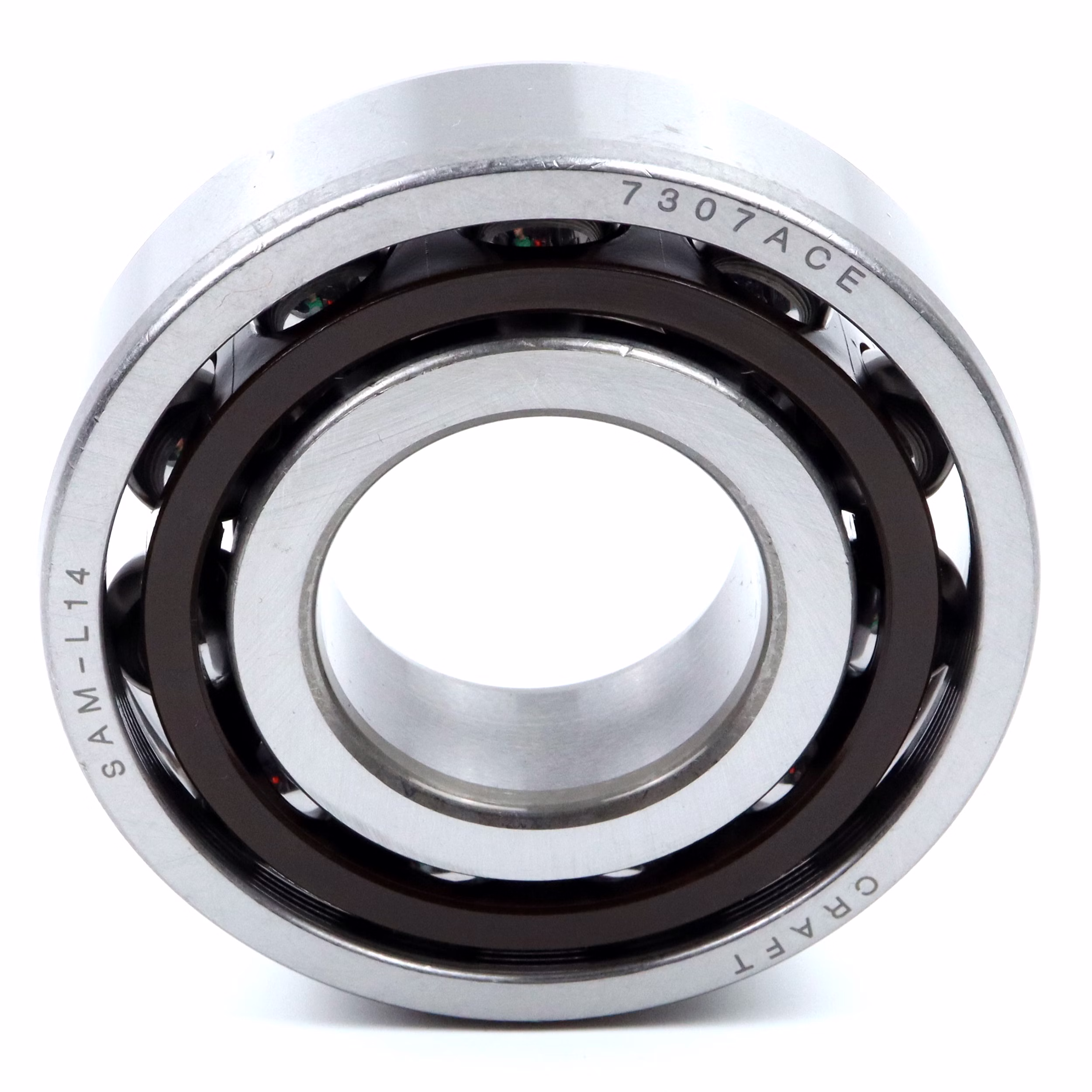 Cuscinetto a sfere a contatto obliquo 7307 ACE 35x80x21mm, DIN 628, a due corone, a basso attrito, sigillato per carichi radiali e assiali, ideale per applicazioni industriali e automotive PP100174 Scoprite il cuscinetto a sfere a contatto obliquo 3205 2RS di Parts and Parts, un cuscinetto a doppia fila ad alte prestazioni progettato per garantire una rotazione fluida e la massima durata. Ideale per macchine CNC, motori elettrici, pompe dell'acqua e