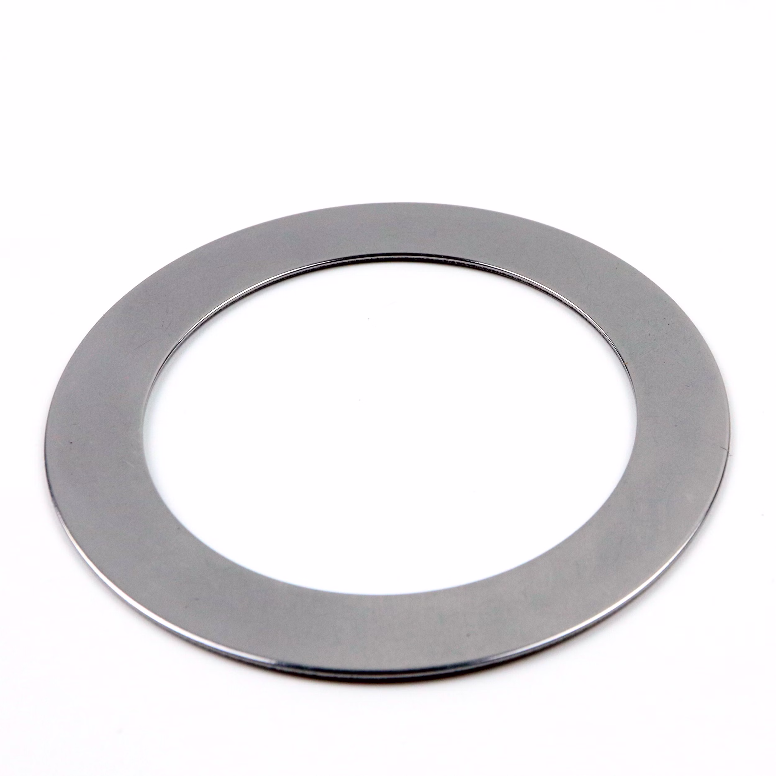 Rondella reggispinta AS5070 50x70x1mm, disco per cuscinetti assiali, DIN ISO 3547, assorbimento delle forze assiali, cuscinetto per albero a basso attrito, ideale per macchine e gruppi di ingranaggi PP270006 Rondelle reggispinta di alta qualità (dischi per cuscinetti assiali) per l'assorbimento della forza assiale. A basso attrito, durevoli e ideali per macchine, riduttori e applicazioni industriali.