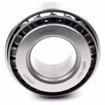 Cuscinetto a rulli conici HM89446/HM89410 34,925x76,2x29,37mm, cuscinetto di precisione per carichi assiali e radiali per impieghi gravosi, DIN 720 ISO 355, durevole e resistente al calore PP070094 Scoprite il cuscinetto a rulli conici per impieghi gravosi DIN 720 ISO 355 per applicazioni industriali e automobilistiche. Grazie ai corpi volventi conici, offre elevata resistenza, basso attrito e lunga durata. Ideale per carichi radiali e assiali elevat