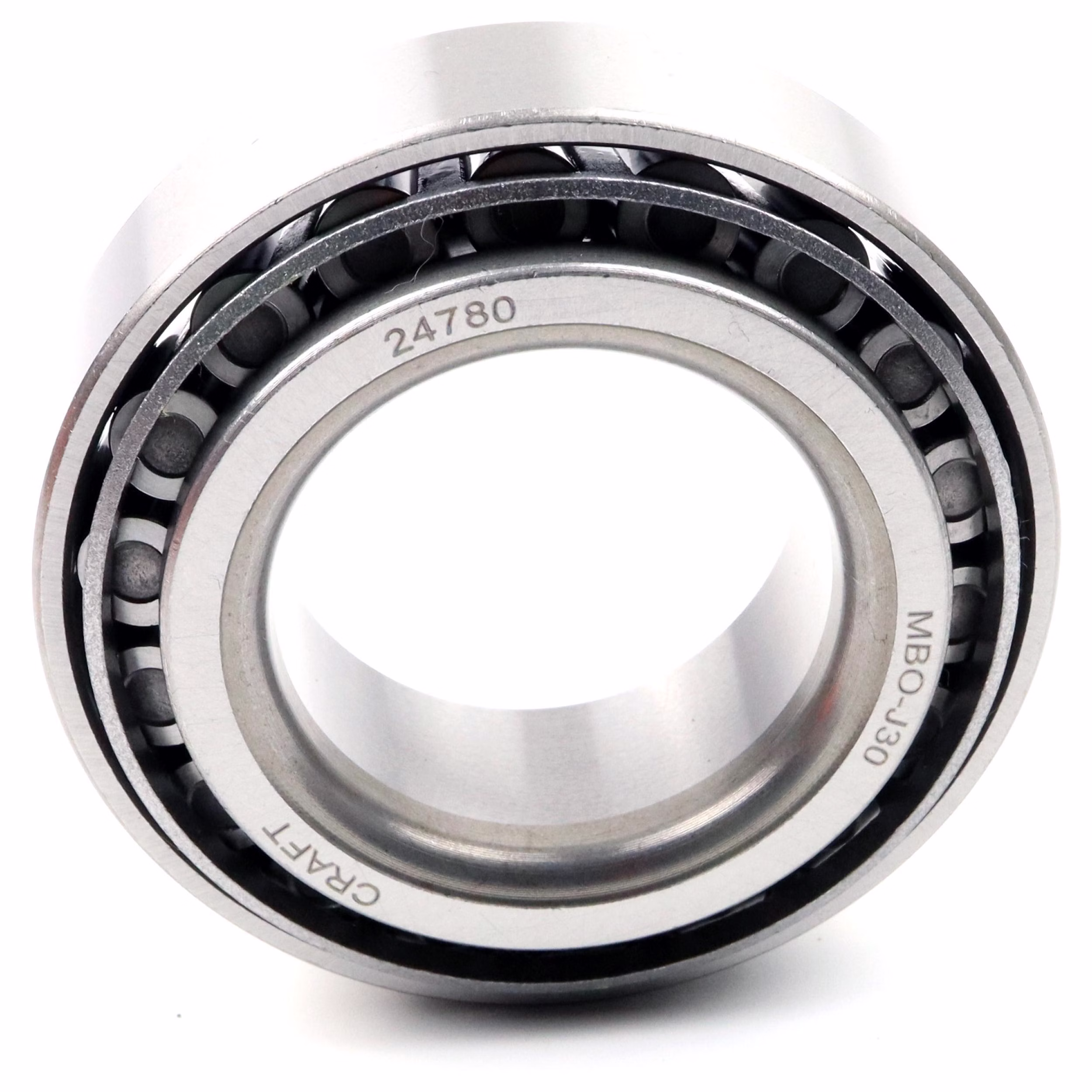 Cuscinetto a rulli conici 24780/24720 41,275x76,2x22,225mm, cuscinetto di precisione per carichi assiali e radiali per impieghi gravosi, DIN 720 ISO 355, durevole e resistente al calore PP070109 Scoprite il cuscinetto a rulli conici per impieghi gravosi DIN 720 ISO 355 per applicazioni industriali e automobilistiche. Grazie ai corpi volventi conici, offre elevata resistenza, basso attrito e lunga durata. Ideale per carichi radiali e assiali elevat