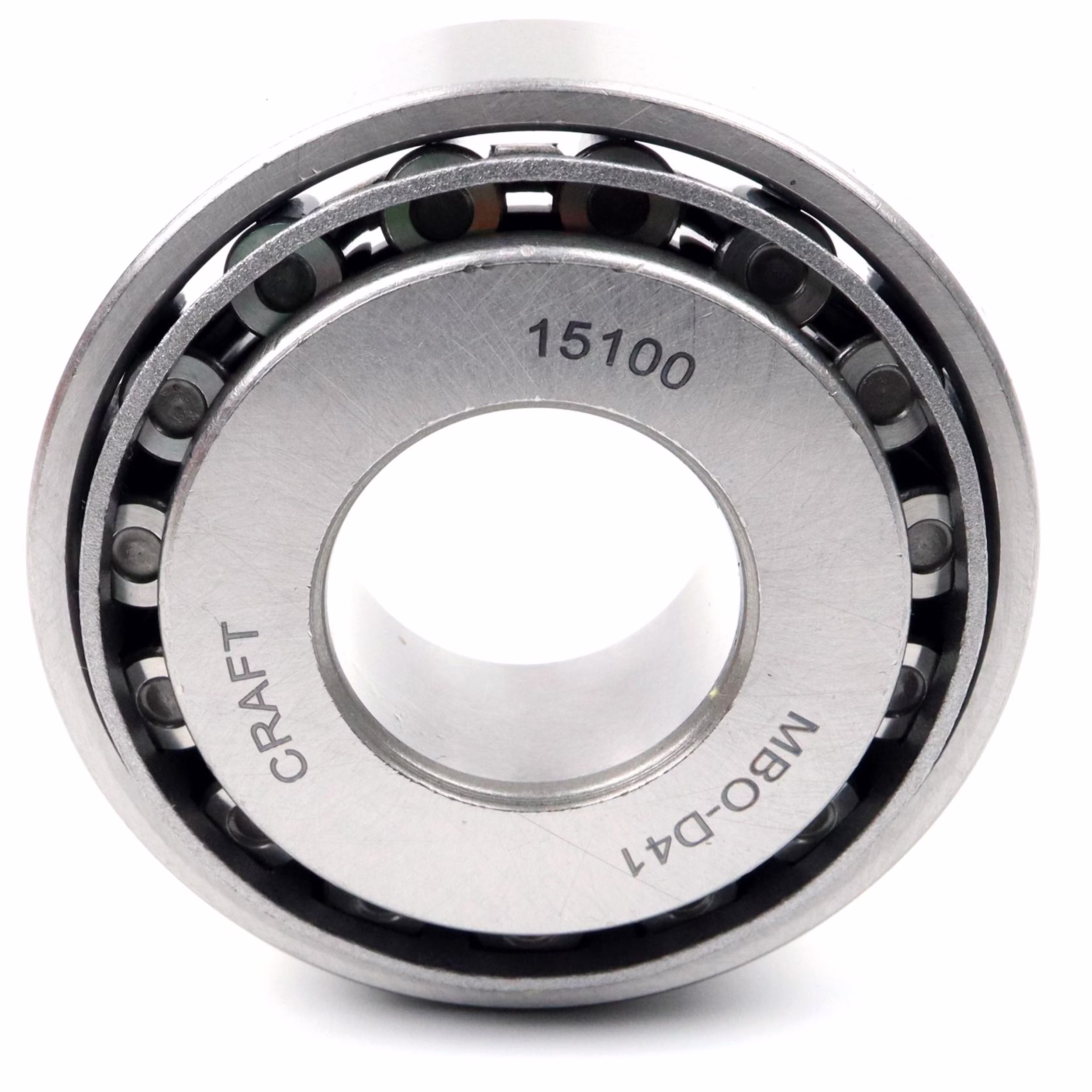 Cuscinetto a rulli conici 15100/15250 25,4x63,5x20,638mm, cuscinetto di precisione per carichi assiali e radiali per impieghi gravosi, DIN 720 ISO 355, durevole e resistente al calore PP070115 Scoprite il cuscinetto a rulli conici per impieghi gravosi DIN 720 ISO 355 per applicazioni industriali e automobilistiche. Grazie ai corpi volventi conici, offre elevata resistenza, basso attrito e lunga durata. Ideale per carichi radiali e assiali elevat