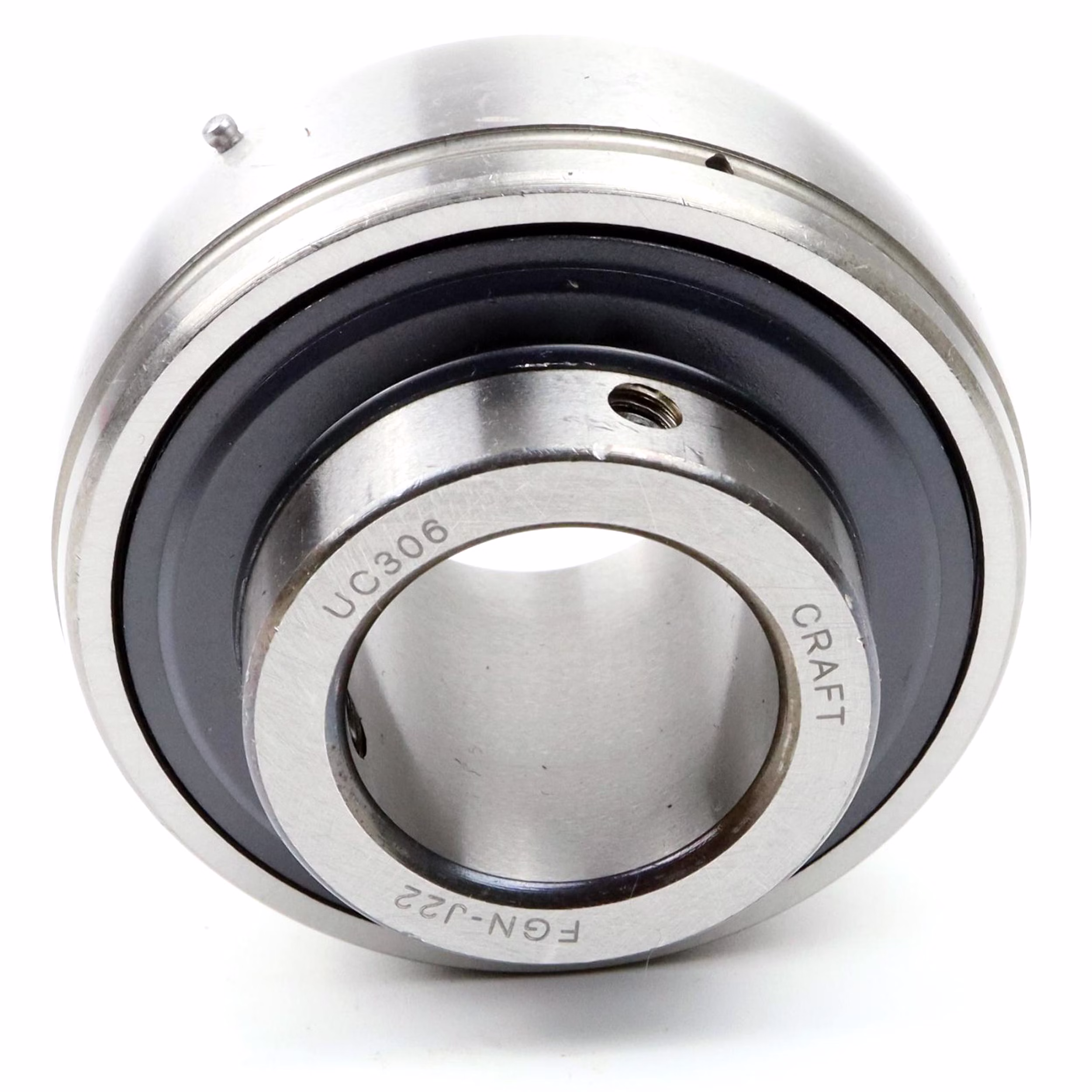 Palier de serrage UC306 30x72x43mm, roulement à billes radial avec vis sans tête, s'adapte aux roulements de carter, palier à semelle industriel, idéal pour l'agriculture et l'utilisation de machines PP200045 Découvrez le palier de serrage Parts and Parts, un roulement à billes radial durable qui peut être facilement monté sur des arbres à l'aide de vis sans tête. Construit conformément à la norme DIN 626-1, il offre un soutien fiable pour les charges radiales