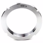 Descubra la contratuerca Parts and Parts según DIN 981, ideal para asegurar conexiones eje-cubo en sistemas mecánicos. Con un gran diámetro interior para facilitar el montaje y una fuerte presión de contacto axial, garantiza un posicionamiento seguro de en