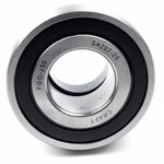 Découvrez le palier de serrage Parts and Parts, un roulement à billes radial durable qui peut être facilement monté sur des arbres à l'aide de vis sans tête. Construit conformément à la norme DIN 626-1, il offre un soutien fiable pour les charges radiales 