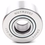 Galet d'appui NUTR2052 20x52x25mm, ISO 12044, Galet de roulement sans guidage axial, sans bague intérieure, S'adapte aux chemins de roulement trempés et rectifiés, idéal pour des charges radiales élevées PP280003 Rouleau d'appui RSTO robuste NUTR2052 20x52x25mm selon ISO 7063, idéal pour les charges radiales élevées, peu encombrant, facile à monter et durable dans les applications industrielles.