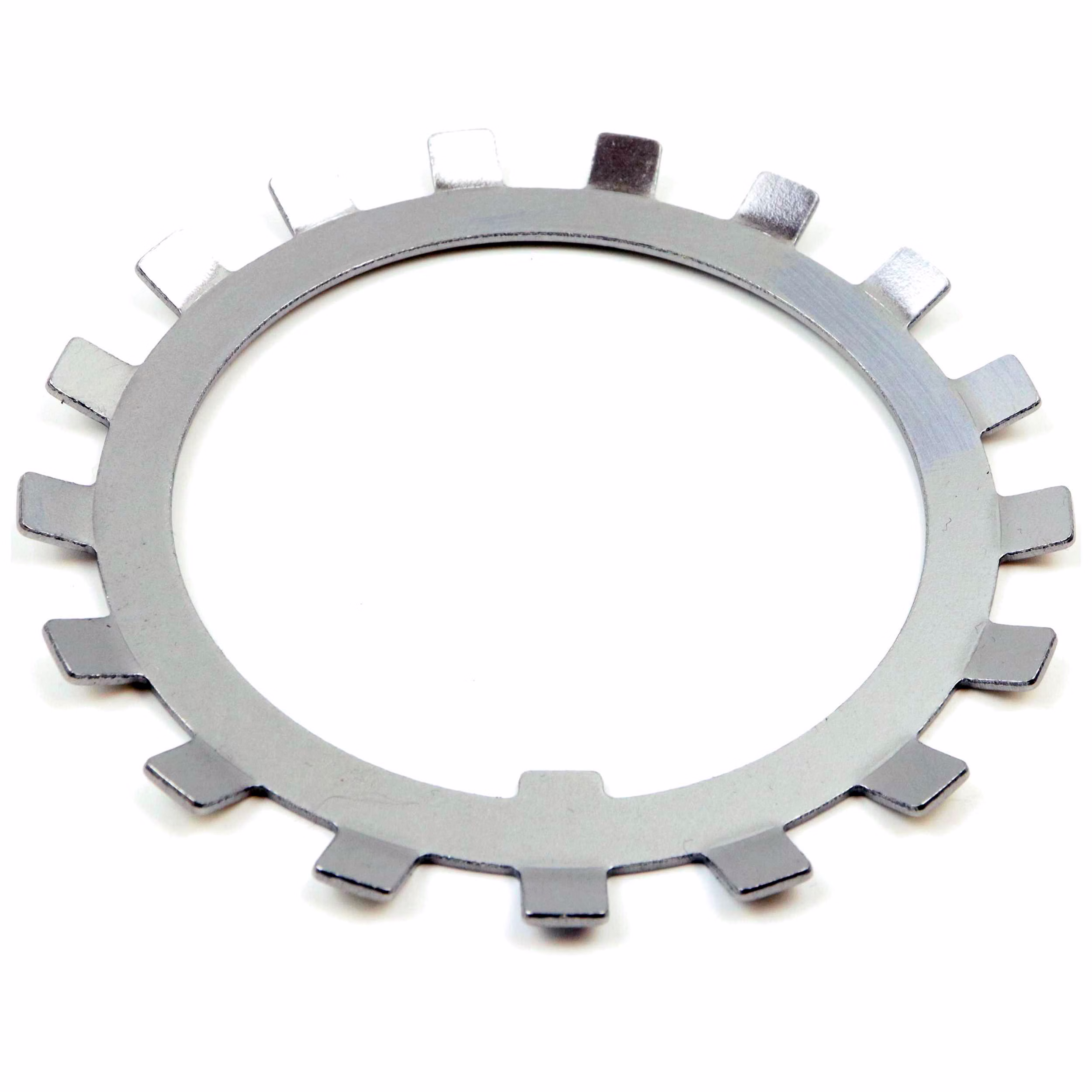 Rondella di bloccaggio MB15 75x104x1,5mm, DIN 5406, fissaggio del dado dell'albero antivibrante, rondella in acciaio per dado di bloccaggio DIN 981 KM, ideale per riduttori e macchine automobilistiche PP180021 Scoprite la rondella di bloccaggio di Parts and Parts, progettata secondo la norma DIN 5406 per il fissaggio di dadi per alberi e controdadi come la norma DIN 981 KM. Questa robusta rondella garantisce una forte tenuta, impedisce l'allentamento dovuto alle