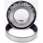 Scoprite il cuscinetto a rulli conici per impieghi gravosi DIN 720 ISO 355 per applicazioni industriali e automobilistiche. Grazie ai corpi volventi conici, offre elevata resistenza, basso attrito e lunga durata. Ideale per carichi radiali e assiali elevat