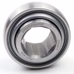 Scoprite il cuscinetto radiale con inserto a sfere di Parts and Parts, un cuscinetto radiale a sfere durevole che può essere facilmente montato su alberi con viti di fissaggio. Costruito secondo lo standard DIN 626-1, fornisce un supporto affidabile per i 