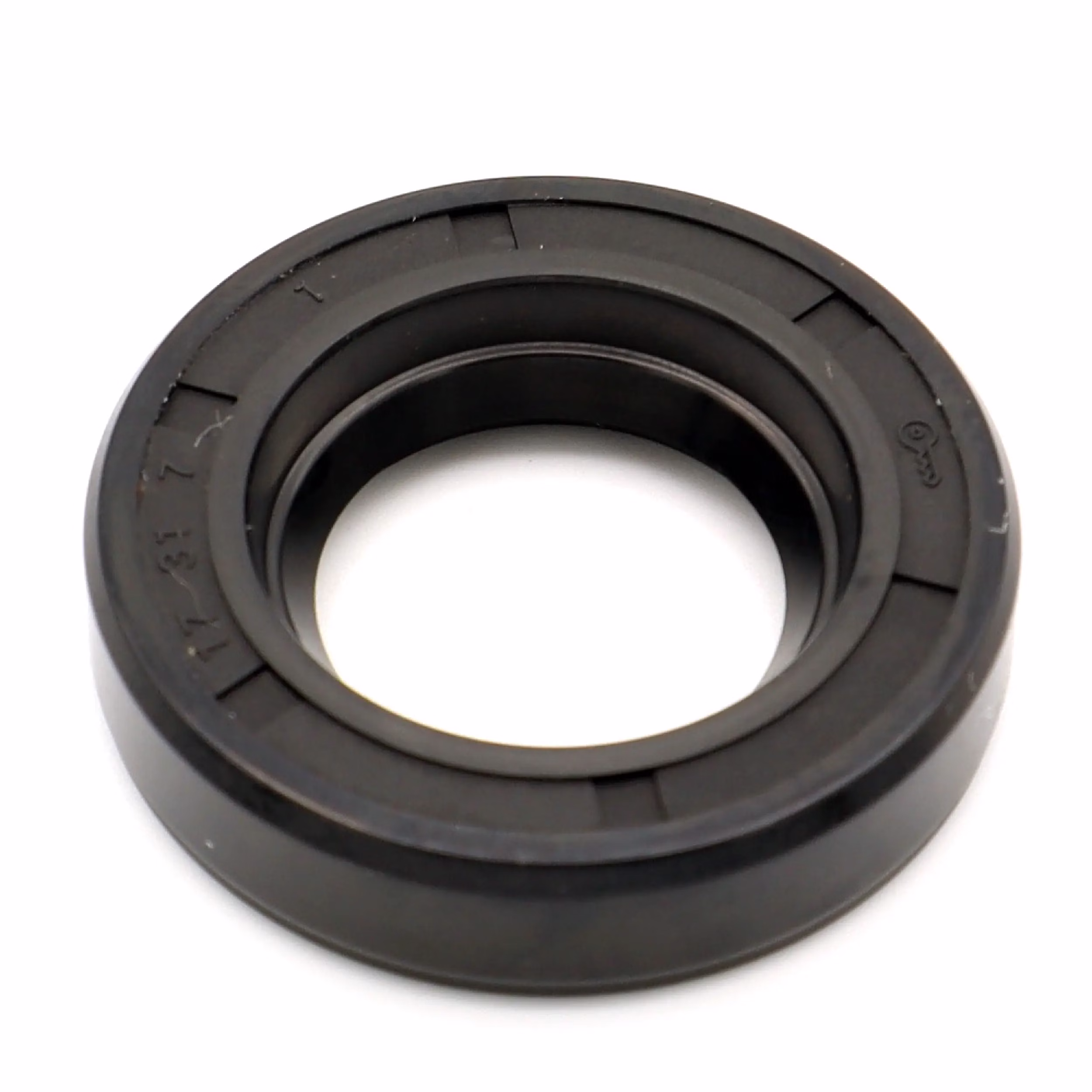 Spare part for Kawasaki 92049-1028 92050-063 Oil seal 17x31x7mm PPE01067 Spare part for kawasaki 92049-1028 92050-063 Oil seal 17x31x7mm