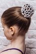 Ein Mädchen mit braunem Haar 1
