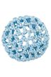 Ein hellblaues Duttnetz mit Glitzersteinen. 2