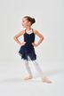 Junges Mädchen in einem marineblauen Ballett Trikot und Rock posiert in Balletthaltung. 3