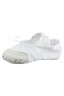 Ein weißer Ballettschuh mit Zehenpartie aus Wildleder und elastischem Riemen 4