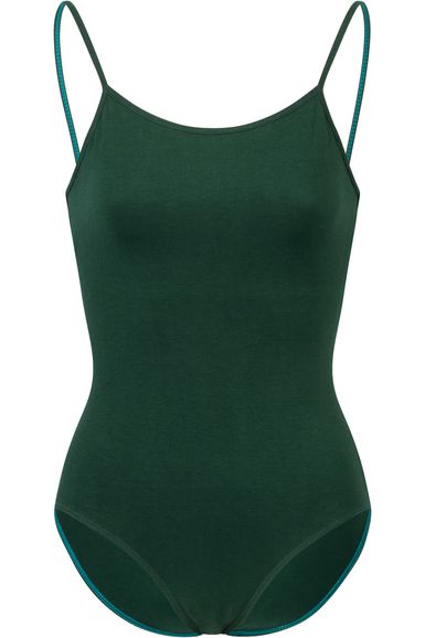Dunkelgrüner ärmelloser Body mit dünnen Trägern.