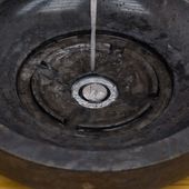 Marmor Aufsatz-Waschbecken rund 40 cm schwarz Natursteinwaschbecken aus Stein Wohnfreuden