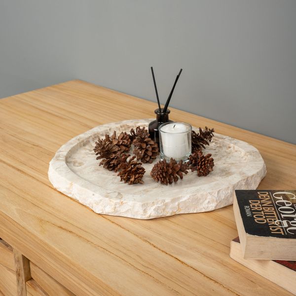 Marmor Tablett creme 30 cm mit Naturkante