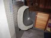 WOHNFREUDEN Naturstein Urinal massiv 45x20x35 cm Pissoir Flussstein Becken