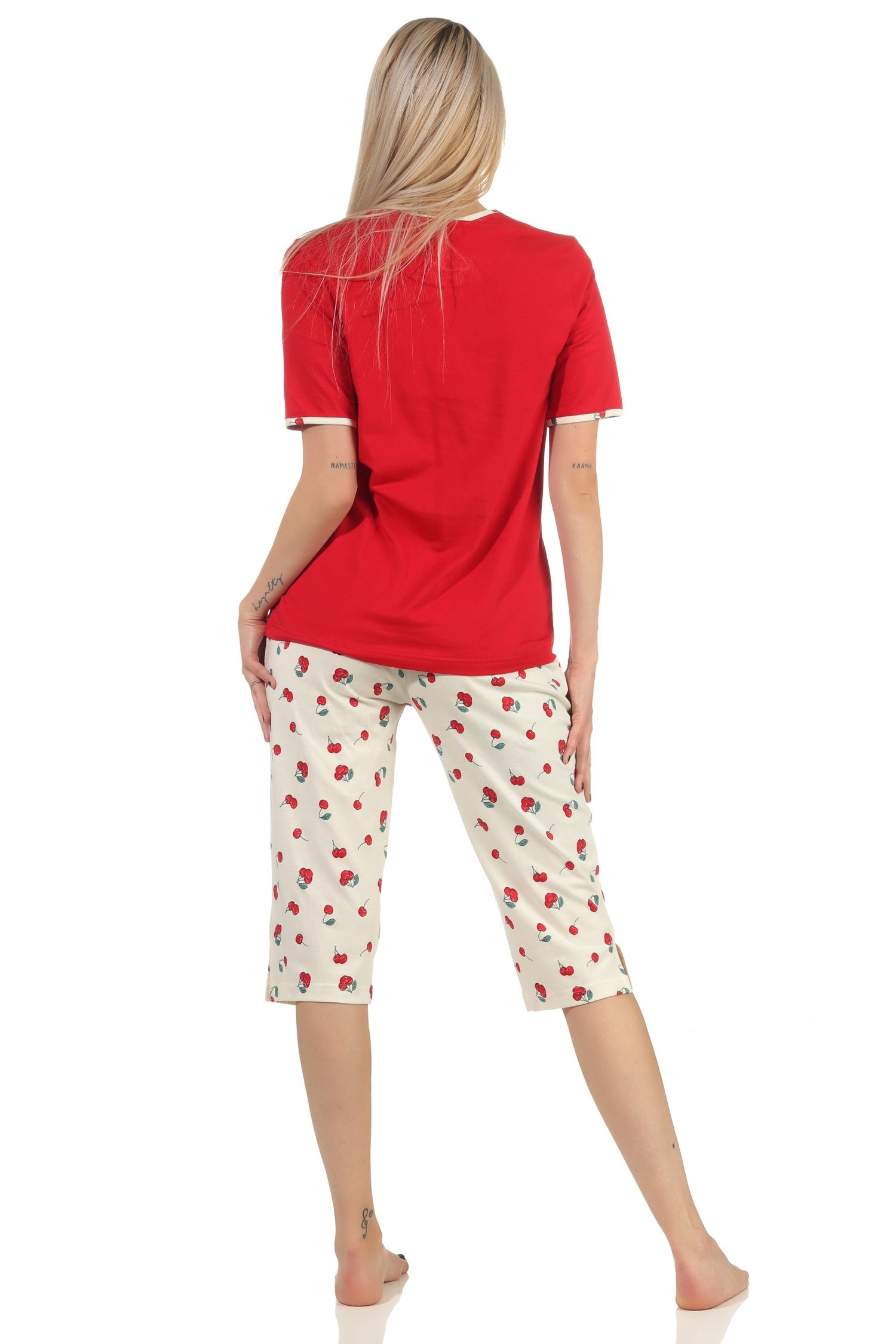 Süsser Damen Capri Schlafanzug kurzarm Pyjama mit Kirschen als Motiv – 112 204 90 535 Süsser Damen Capri Schlafanzug kurzarm Pyjama mit Kirschen als Motiv – 112 204 90 535
