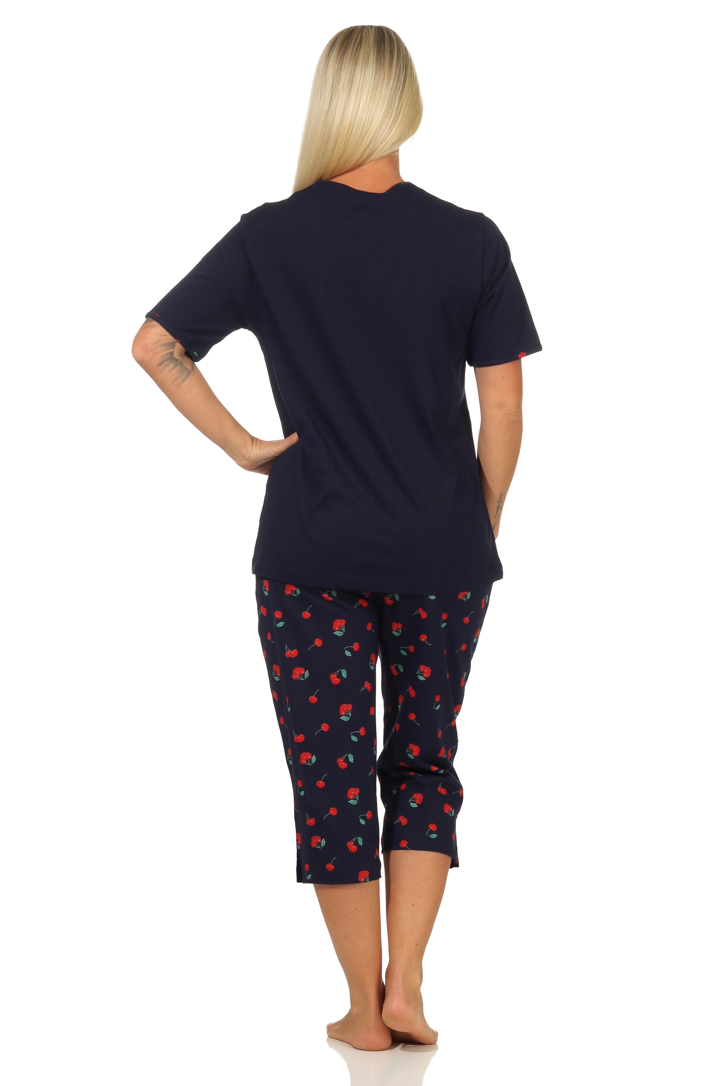 Süsser Damen Capri Schlafanzug kurzarm Pyjama mit Kirschen als Motiv – 112 204 90 535 Süsser Damen Capri Schlafanzug kurzarm Pyjama mit Kirschen als Motiv – 112 204 90 535