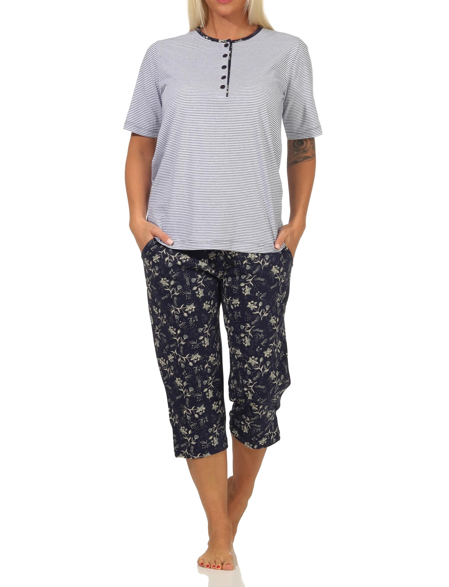 Normann Damen Capri Schlafanzug kurzarm Pyjama, Oberteil gestreift, Hose Blümchenmuster Normann Damen Capri Schlafanzug kurzarm Pyjama, Oberteil gestreift, Hose Blümchenmuster