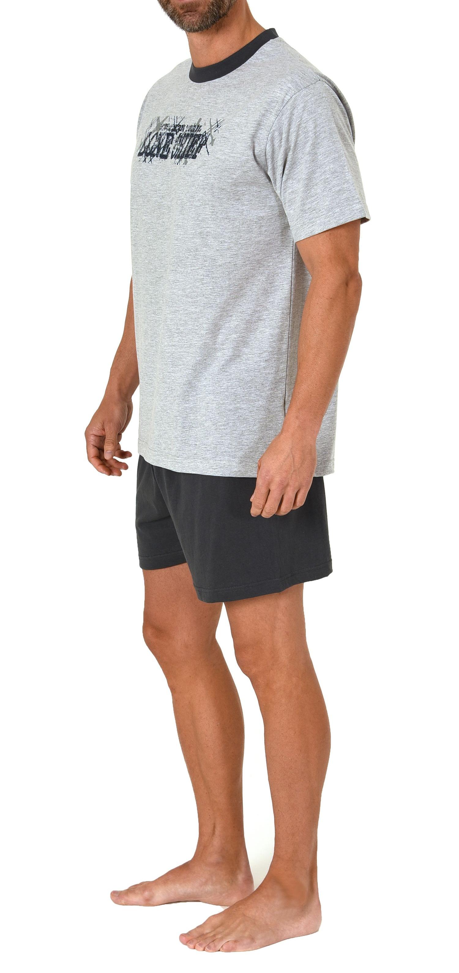 Zeitloser Herren Shorty Pyjama, Schlafanzug mit Front-Print - 122 105 10 903 Zeitloser Herren Shorty Pyjama, Schlafanzug mit Front-Print - 122 105 10 903