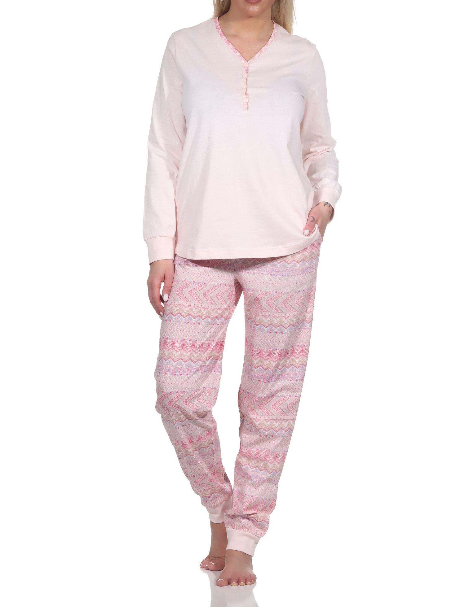 Normann Damen Langarm Schlafanzug Pyjama mit Bündchen im Ethnolook - auch in Übergrössen Normann Damen Langarm Schlafanzug Pyjama mit Bündchen im Ethnolook - auch in Übergrössen