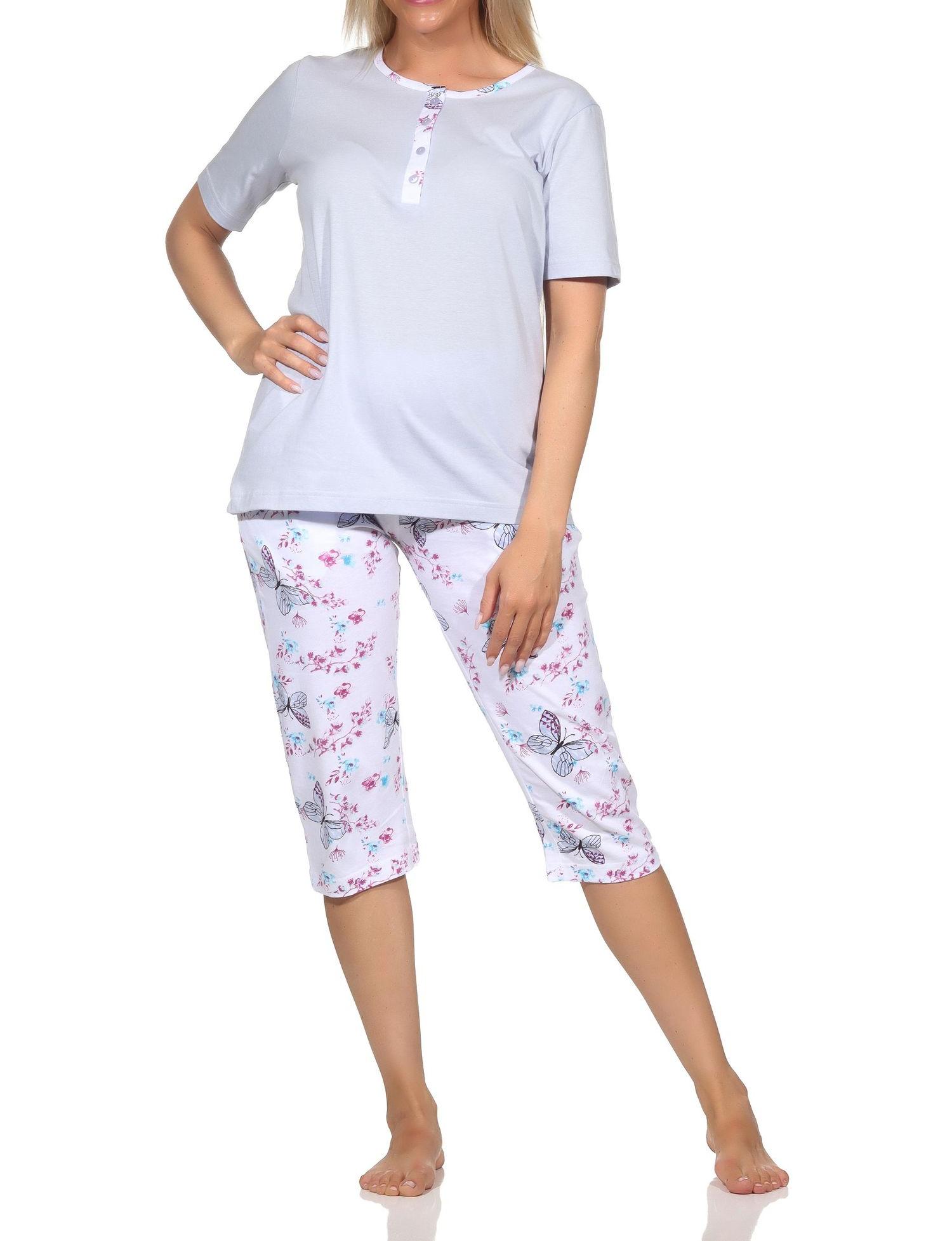 Normann Damen Schlafanzug kurzarm mit Capri-Pyjamahose in floralem Schmetterlings Print Normann Damen Schlafanzug kurzarm mit Capri-Pyjamahose in floralem Schmetterlings Print