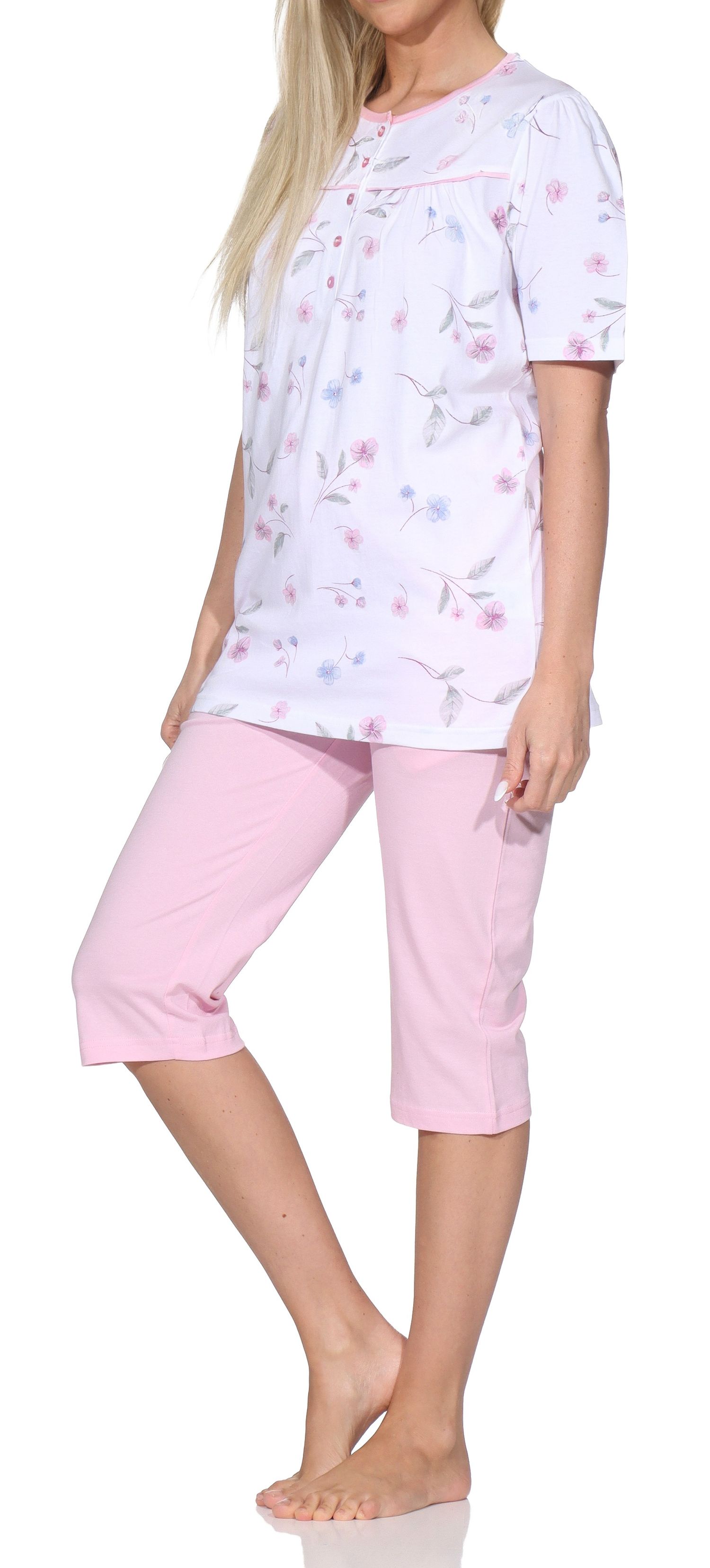 Normann Damen Capri-Pyjama kurzarm – Sommerliches Blumen-Design, Auch in Übergröße Normann Damen Capri-Pyjama kurzarm – Sommerliches Blumen-Design, Auch in Übergröße