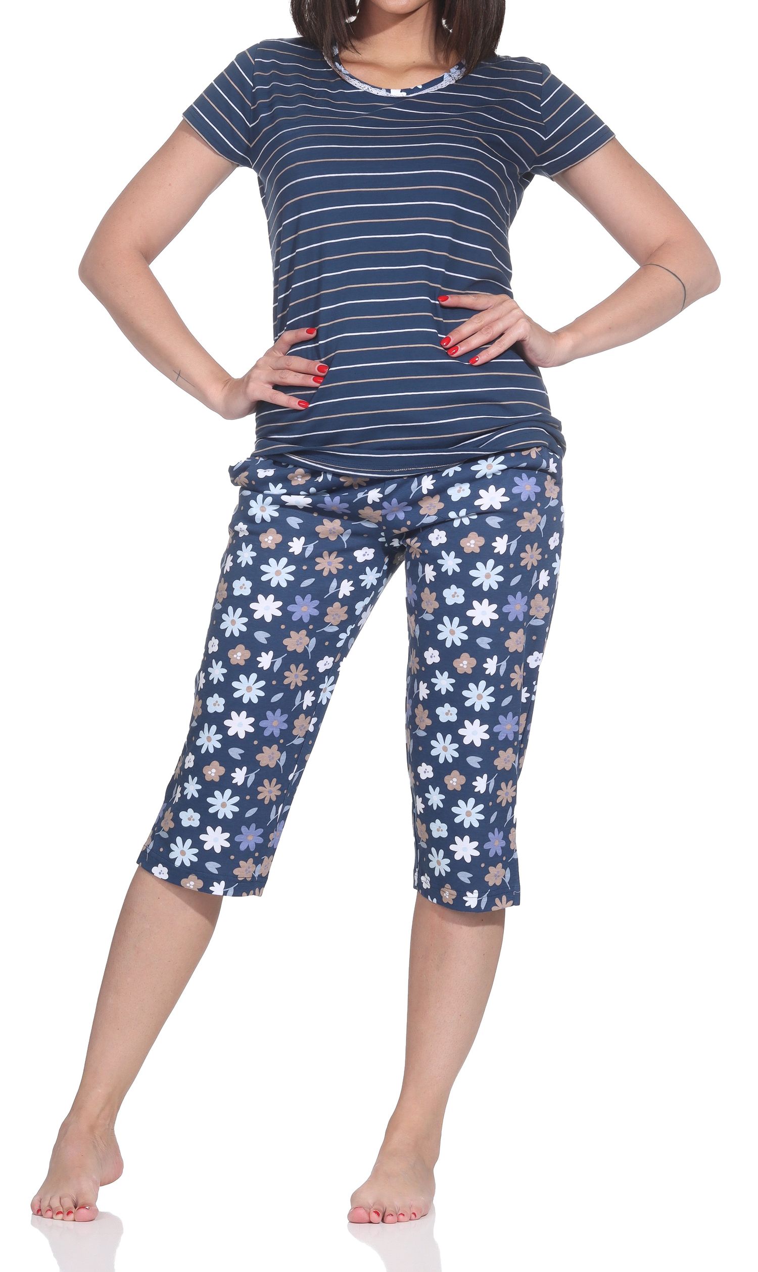 Normann Damen Capri-Pyjama kurzarm – Gestreifte Optik – auch in Übergrößen Normann Damen Capri-Pyjama kurzarm – Gestreifte Optik – auch in Übergrößen