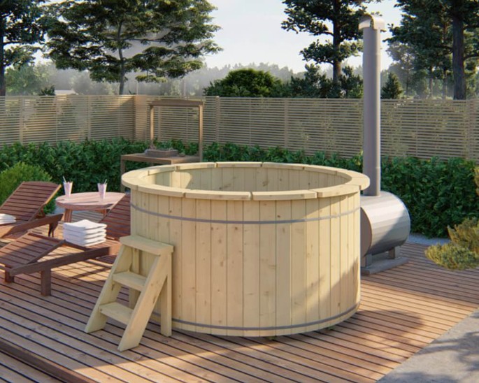Hottub met externe aluminium kachel