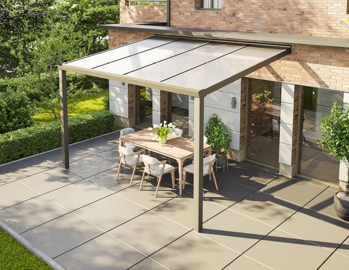 Terrassenüberdachung Alu 4x3 m anthrazit mit Stegplatten. McTerrasse