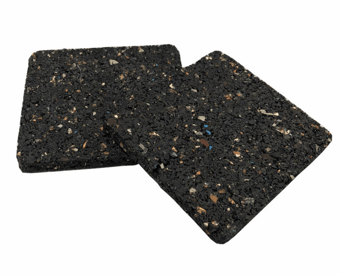 Rubbergranulaat onderleggers 90 × 90 × 6 mm voor 4 × 5 m, 5 × 4 m en 5 × 5 m tuinhuizen/blokhutten