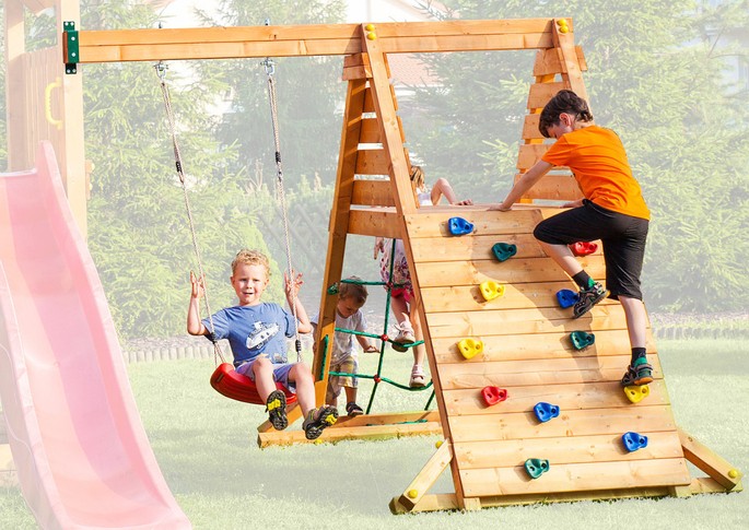 Fungoo SPIDER RED klimwand incl. schommelzitje