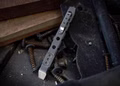 Ti-Pry-Titanium-Pry-Bar--Pocket-Edition-Pry-Bar-Titan-3511_1.jpg