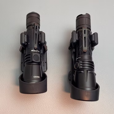 ESP LHU14-27-30-43 drehbares Kunststoffholster - 43mm für 21700er Taschenlampen