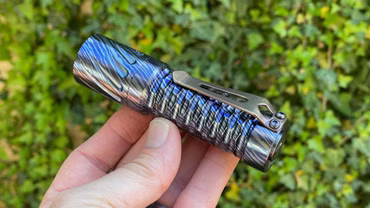 selected-lights Maeerxu DF01 Titan anodisiert Taschenlampe -18650- Nichia 5700K