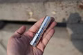 Manker-E05-II-Alu-Silver-Pocket-AA-14500-1300-Lumen-LED-Taschenlampe-E05-Si-4649_1.jpg Manker-E05-II-Alu-Silver-Pocket-AA-14500-1300-Lumen-LED-Taschenlampe-E05-Si-4649_1.jpg