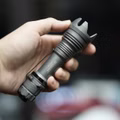 Manker-Striker-Titanium-Bundle-inkl--14500-Akku-taktische-Taschenlampe-stone-washed-MK-Striker-Ti-4702_4.jpg
