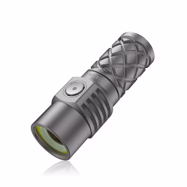 Lumintop W3 TITAN kombiniert COB Licht mit LEP Licht und rotes Licht