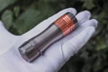 selected-lights-Noctigon-KR4-TI-Copper-Quinta-NW-SST-20-LED-5000K-TAIL-E-SWITCH-18650-EDC-Taschenlampe-KR4-Ti-5098_3.jpg selected-lights-Noctigon-KR4-TI-Copper-Quinta-NW-SST-20-LED-5000K-TAIL-E-SWITCH-18650-EDC-Taschenlampe-KR4-Ti-5098_3.jpg