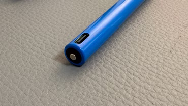 Lumintop AkkuTyp 10880 700 mAh mit Micro-USB Ladeanschluss - grösse wie 2x Micro AAA Batterie