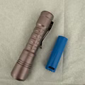 selected-lights-Pineapple-Titan--Pocket-AA-LED-Taschenlampe--Made-by-Reylight-PI--Ti-5177_10.jpeg
